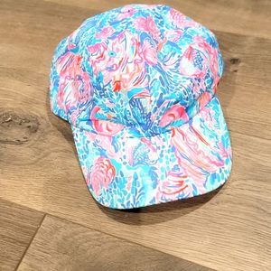 Lilly Pulitzer run around hat